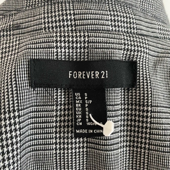 Pinstripes Blazer - Picture 4 of 7